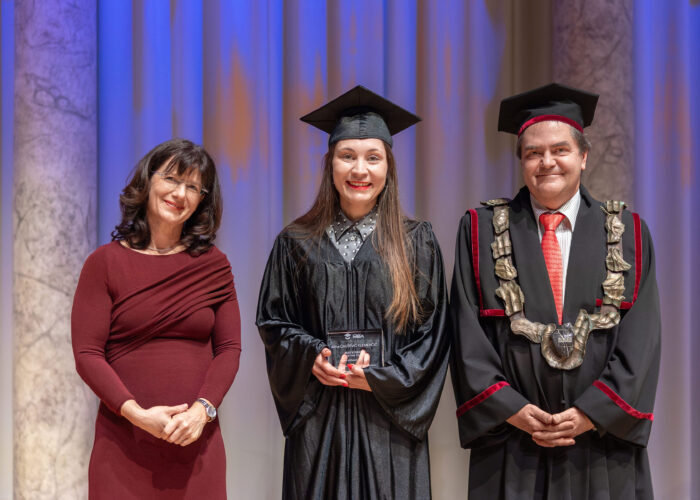 Alma Čau&scaron;ević Klemenčič